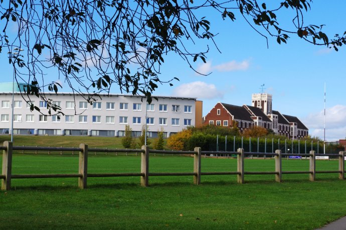 英国大学资讯:拉夫堡大学商学院2018课程录取要求调整通知